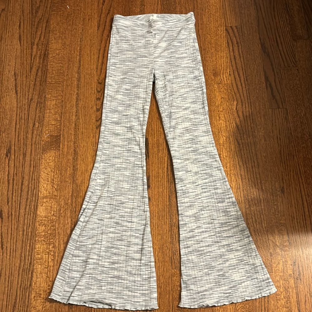 Aerie heathered flares